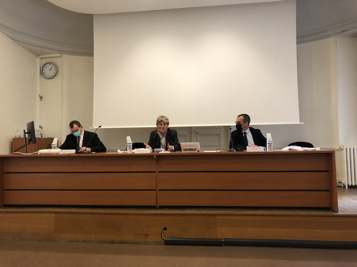 InstitutIdp's tweet photo. Ouverture du colloque "Cohérence et contentieux administratif" à la Faculté de droit de Poitiers avec les interventions de la présidente @virginie_laval, le doyen @VeillonDidier et le professeur @BrenetF https://t.co/iiCkVTewJP