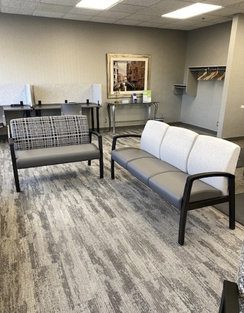 CFS_MplsMN's tweet image. Our healthcare client needed an update to their reception areas to ensure their patients feel comfortable and welcome. As a special feature, we even added a waiting area work desk space. #TotalWorkplaceSolutions