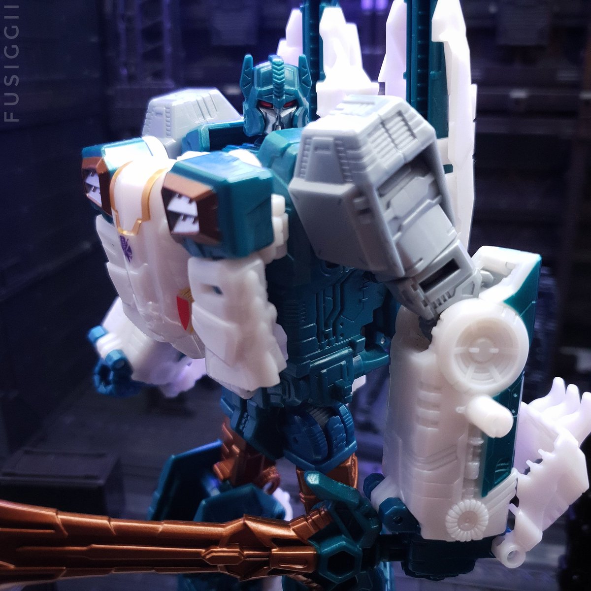 fusiggi's tweet photo. A shoal of Seacons!
⚪ Generations Selects God Neptune
#transformers #toyphotography #takaratomytoys #beastwars #transformersselects https://t.co/vpfx4ayXVU