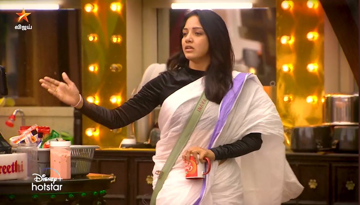 nenu__roe's tweet photo. @vijaytelevision Come On #Pavni there is a limit for your patience.. silent ah irukka irukka dan advantage edhupanga.. 
We are there for you. @ikamalhaasan sir how much insults can this women take? please take her side for a change this weekend 🙏

#WeStandWithPavni
#BiggBossTamil5 https://t.co/iY5LGJkXfm