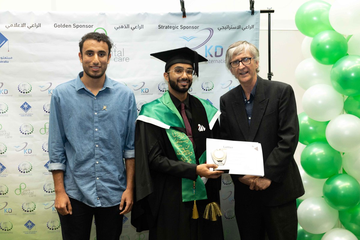 saudinperth's tweet photo. مشاركة الجمعية الطلابية العمانية في غرب استراليا لتكريم الخريجين العمانين من جامعات بيرث 🤍🎓 https://t.co/oQveiM3P6H