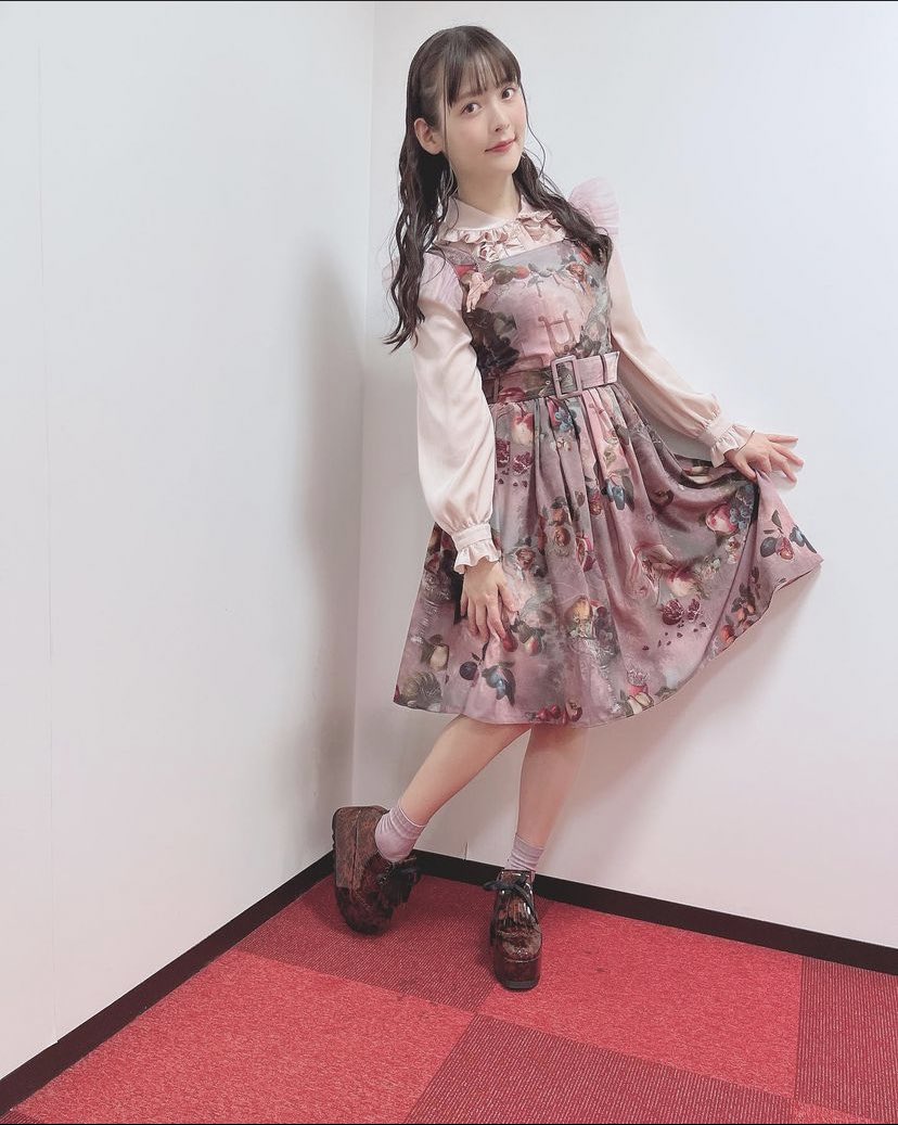 上坂すみれの服のオタク on X: 