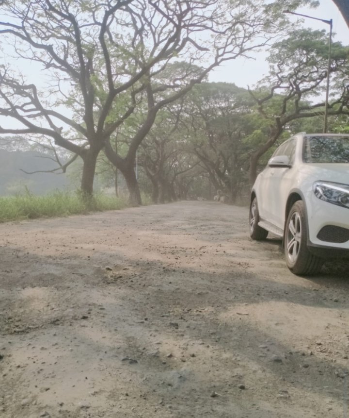 Raj20971342's tweet photo. @SunilKedar1111

ITZ ""No Man's Land "" 
Aarey Colony, Goregaon East . Aarey Market to Royal Palms gate. Here no one " Corporator,MLA, MP, PWD, Aarey, MMRDA, BMC,Guardian Minister,any Authority has Jurisdiction or Responsibility of  "Hamlet of Bihar https://t.co/zFLKQNq2lm