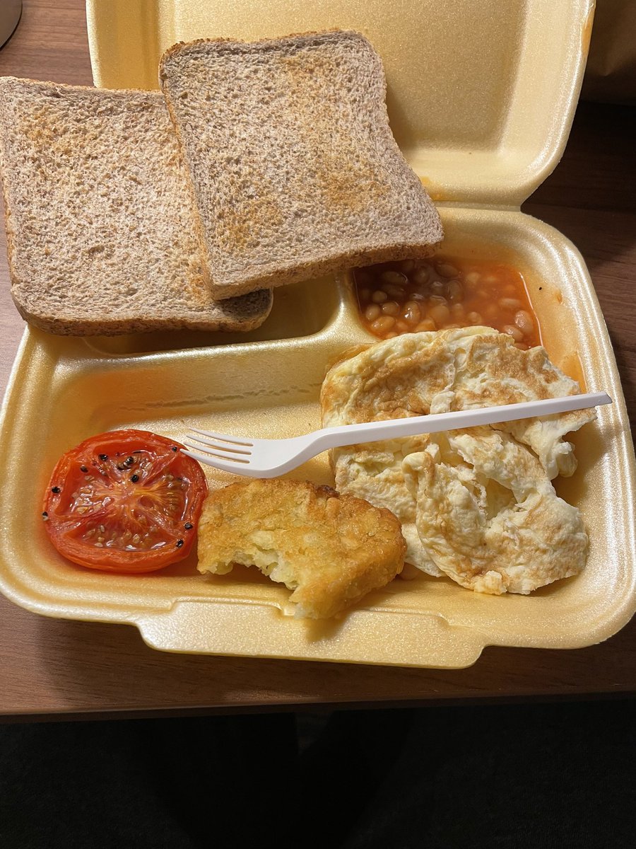 craig_mach's tweet photo. @MarriottCourtyard Heathrow - So called Breakfast! Day 1 in managed quarantine. FFS it will be a long 10 days  - Not a crime to travel from a red list country. The injustice is truly shocking…. https://t.co/JAqEvIEwUP
