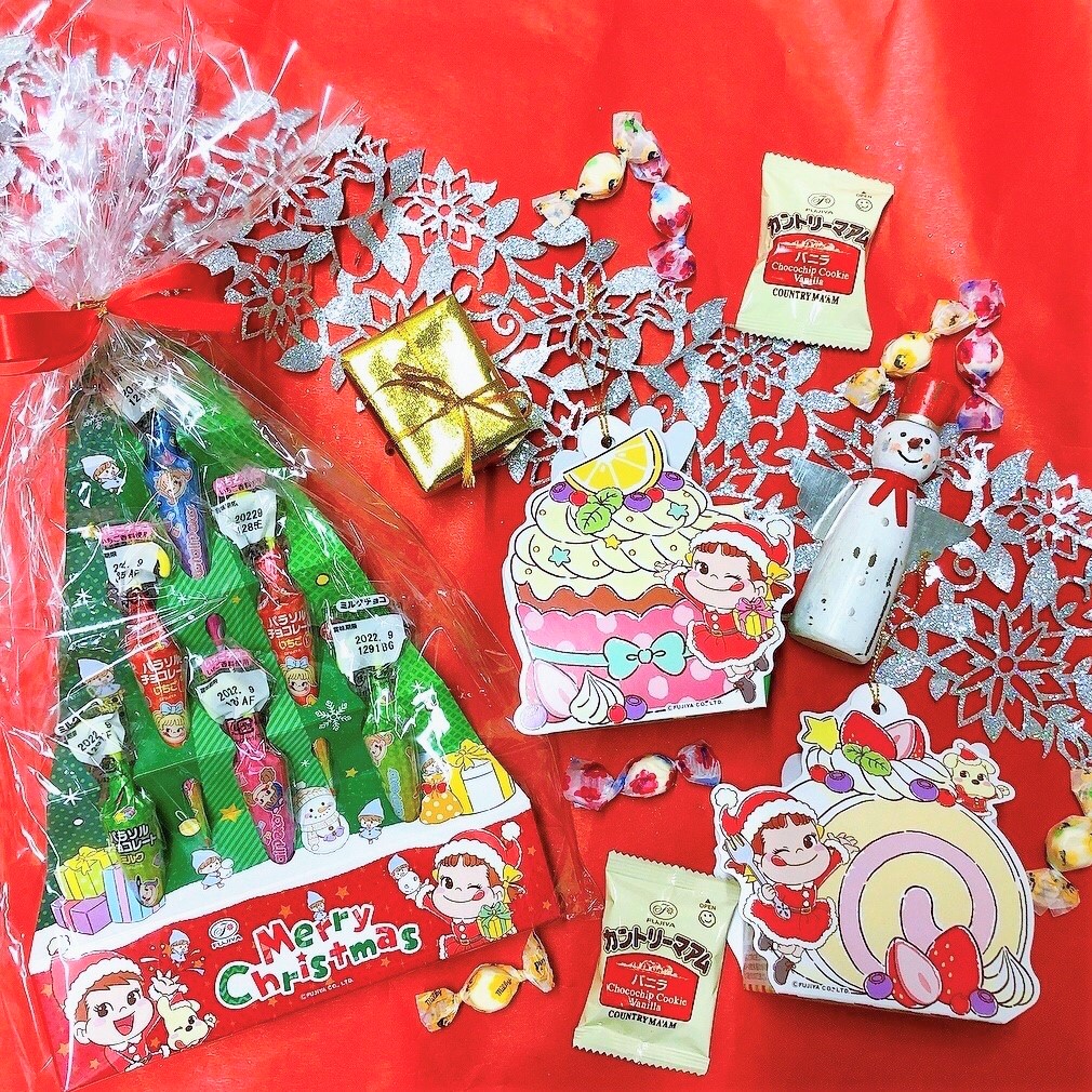 不二家洋菓子店 にて、#クリスマス 限定デザインのお菓子を好評発売中