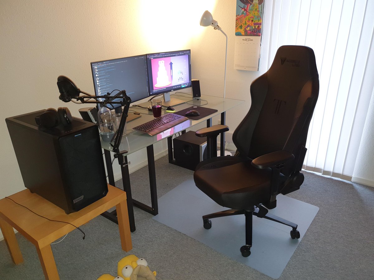 Mncdk's tweet photo. Got my Titan 2020 #secretlab https://t.co/lUgEJxD87V