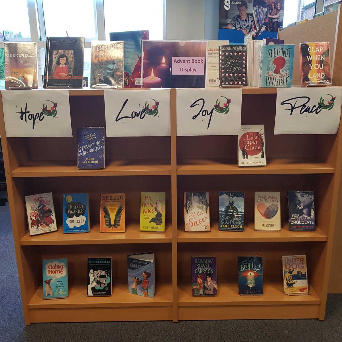 LibLourdes's tweet photo. The #Advent #LibraryBookDisplay is up! It's full of inspirational stories about Hope, Love, Joy & Peace. #SchoolLibraries #GlasgowSchoolLibraries https://t.co/bJO5fUrEt7
