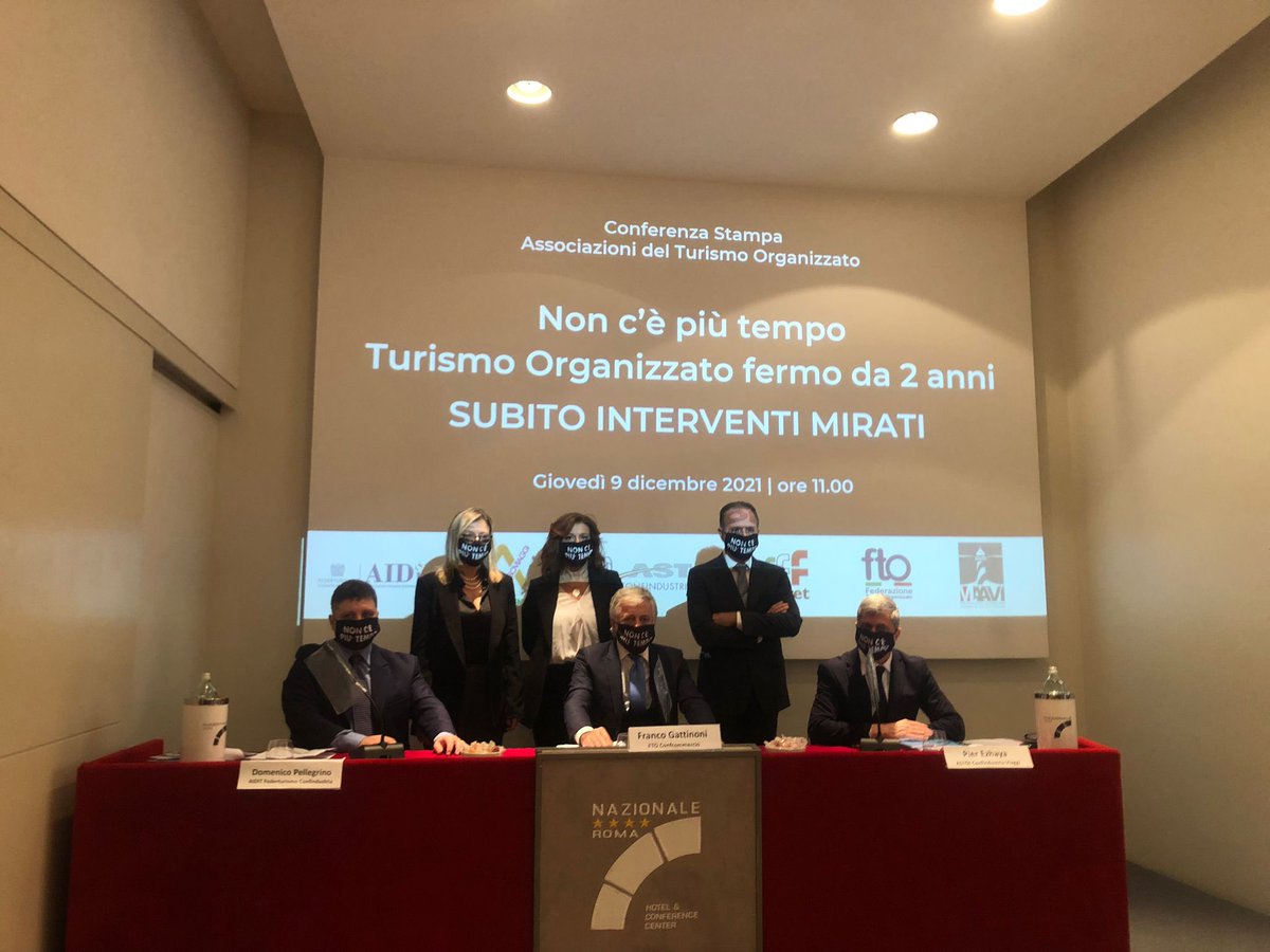 Astoi_it's tweet photo. ⏰Tutto pronto!
Al via la conferenza stampa di @Astoi_it @ftoitalia @FIAVET #MAAVI #Assoviaggi #AIDIT per chiedere al #governo #interventimiratisubito
📺In diretta streaming a questo link👉https://t.co/m3IelHiBIr
#noncepiutempo #turismoorganizzato #2annifermi https://t.co/WIctQG4KAX