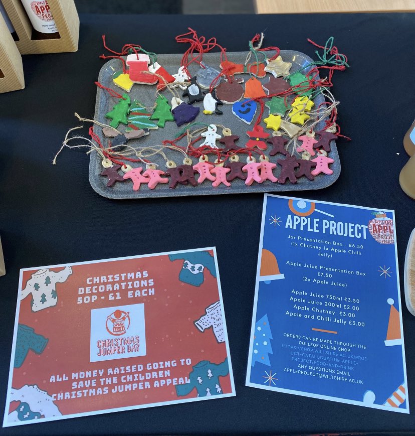 AppleWiltscoll's tweet photo. We are selling our apple juice and Christmas tree decorations which we are selling for @savechildrenuk #ChristmasJumperDay https://t.co/AtJp2iwXl0