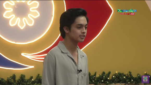 PBBabscbn's tweet photo. KD: Being Big Winner, yeah it's crazy but if you weren't true to yourself, what's the point
#PBBKumuHotQuestions https://t.co/78iYx63di7