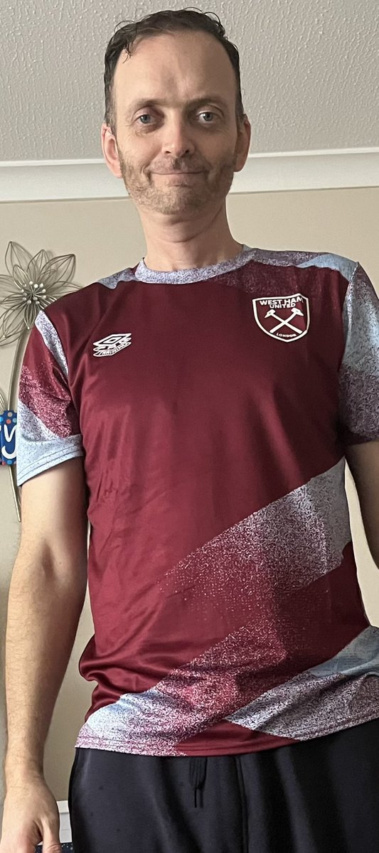 gazz831's tweet photo. My birthday present from my children. I love the training kits @davidgold @Noble16Mark @WestHam #COYI https://t.co/jCpAhKj8jG