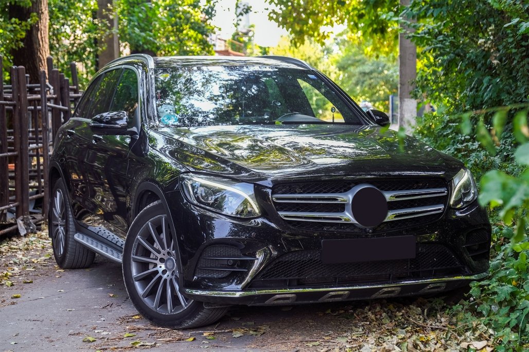 KITTTUNING's tweet photo. Stylish and functional running boards ease your entry and exit while providing a rugged element of design. Grippy rubber studs dot for a surer step even in inclement weather.
Running Boards for #Mercedes  GLC-Class #X253  Coupe #C253 
https://t.co/xLqp3Y0FFc https://t.co/jCRGzN3zjS