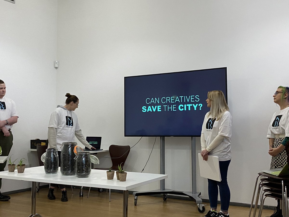 InnoHouse1's tweet photo. Can creativity save the city? YES! Leicester’s Urban Innovation Lab in action with the Leicester College and DMU brief for improving the city - The inside-outside urban garden. 👇🏼 @OrangeFoxUK @thecityspeaker @TheNewStatsman https://t.co/yADKBUgmKu