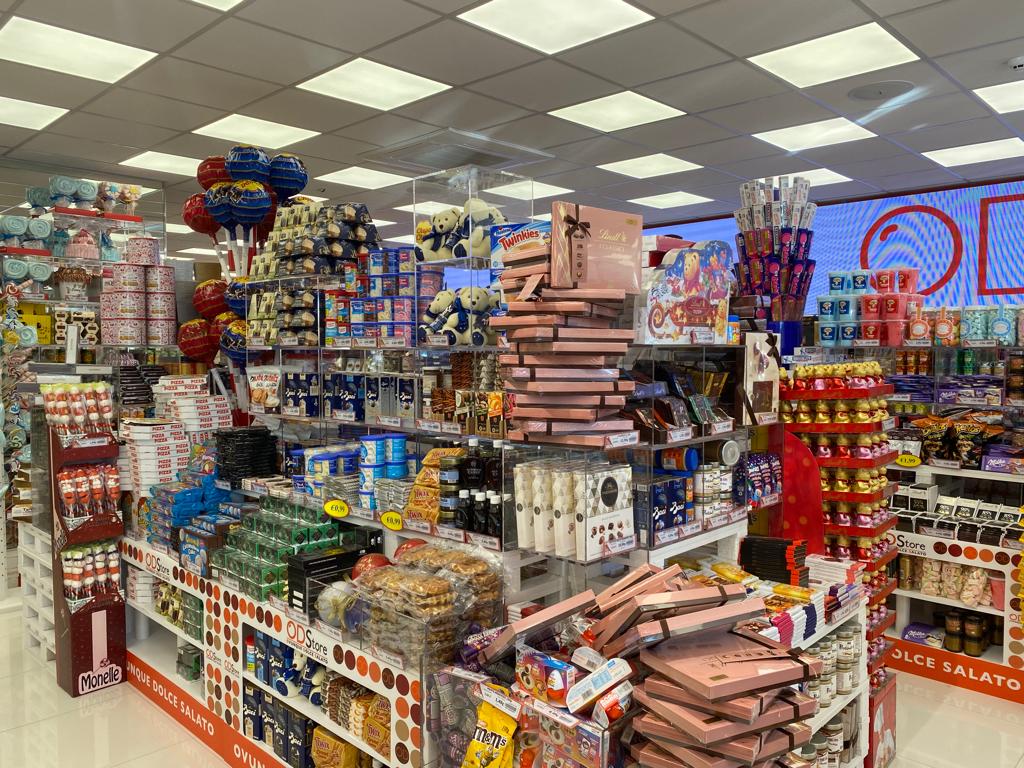 BlueRedGroup tweet media