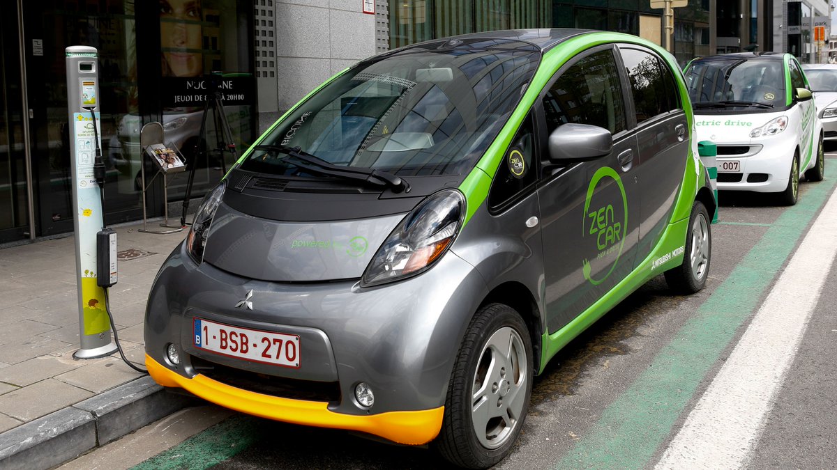 #EUStateAid Commission 🇪🇺 approves €3 billion scheme under the Spanish #recovery  and #resilience  Plan to support research, development, innovation, environmental protection and #energy efficiency in automotive value chain ⬇️
ec.europa.eu/commission/pre…