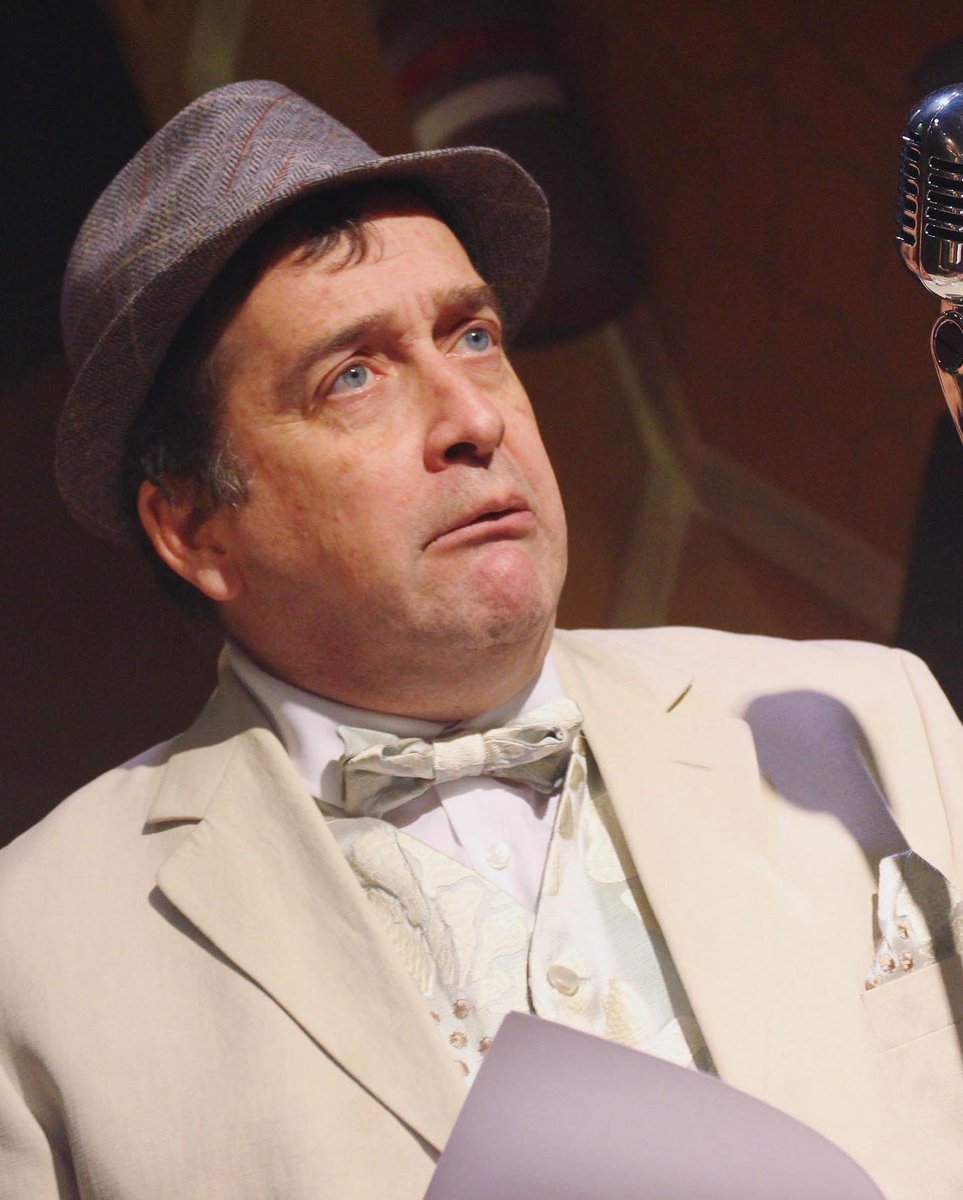BromleyTheatre's tweet photo. A midweek surprise for your timelines! 

Forget any Christmas parties that did - or didn’t happen and take a trip back in time with us - It’s a Wonderful Life opens at @BromleyTheatre tomorrow night.

🎟 https://t.co/wgUBBdEydE

📸 @robertpiwko https://t.co/wZ5P4NvbN6