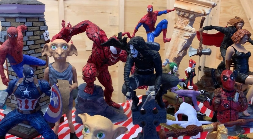 sthelenscouncil's tweet photo. Find the perfect Christmas gift at #StHelens' festive village on #ChalonWay!👀
Today at our winter chalets, we have👇
🦸3D models by Meraki & Peaches3DPrints
👱♀️Vegan hair care by YesBVip
🏡Home gifts by Oakley Home Gifts
🌹Fabric tattoo art by SailorBroo
Head down 12-8pm🛍️ https://t.co/A6TYxOT3uM