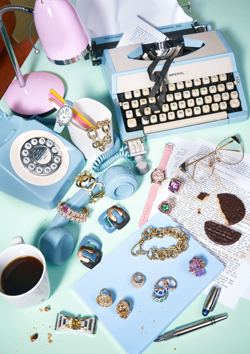 For the latest #trends as well as timeless #classics, head over to the #Style section of our new website. There are #gift guides, photo shoots, #designer profiles and much more across the worlds of #fashion, #jewellery and #watches.
l8r.it/SBXl