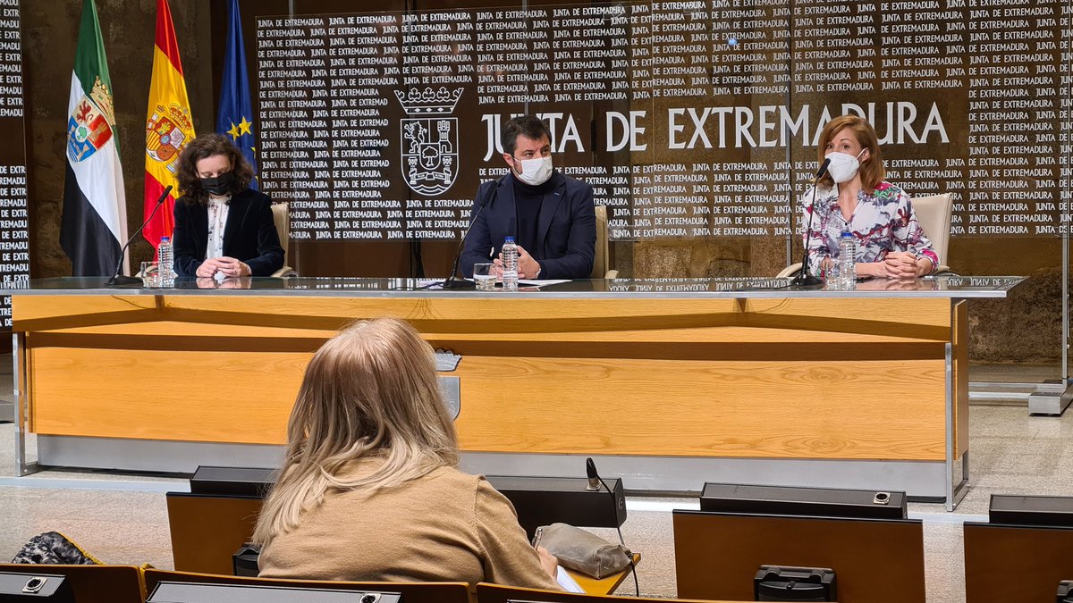 🔴 Las #Lanzaderas son herramientas formativas.

🙋‍♂️ Animamos a todas las personas, de 18 a 65 años, que quieran buscar empleo de manera colaborativa

↪ Que las personas pongan en común sus recursos 

✅ Inscribirse en conectaempleo.com de manera gratuita.

#ConectaEmpleo