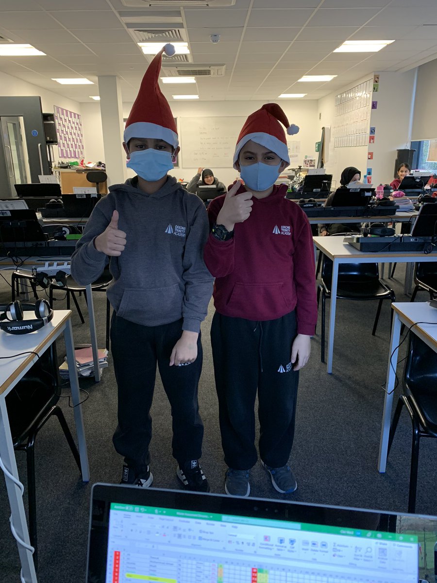 Having helpers in the class this morning made performances go really smoothly and allowed time for everyone to be assessed 👏👏 #purpose #trust <a href="/DixonsTA/">Dixons Trinity Academy</a>