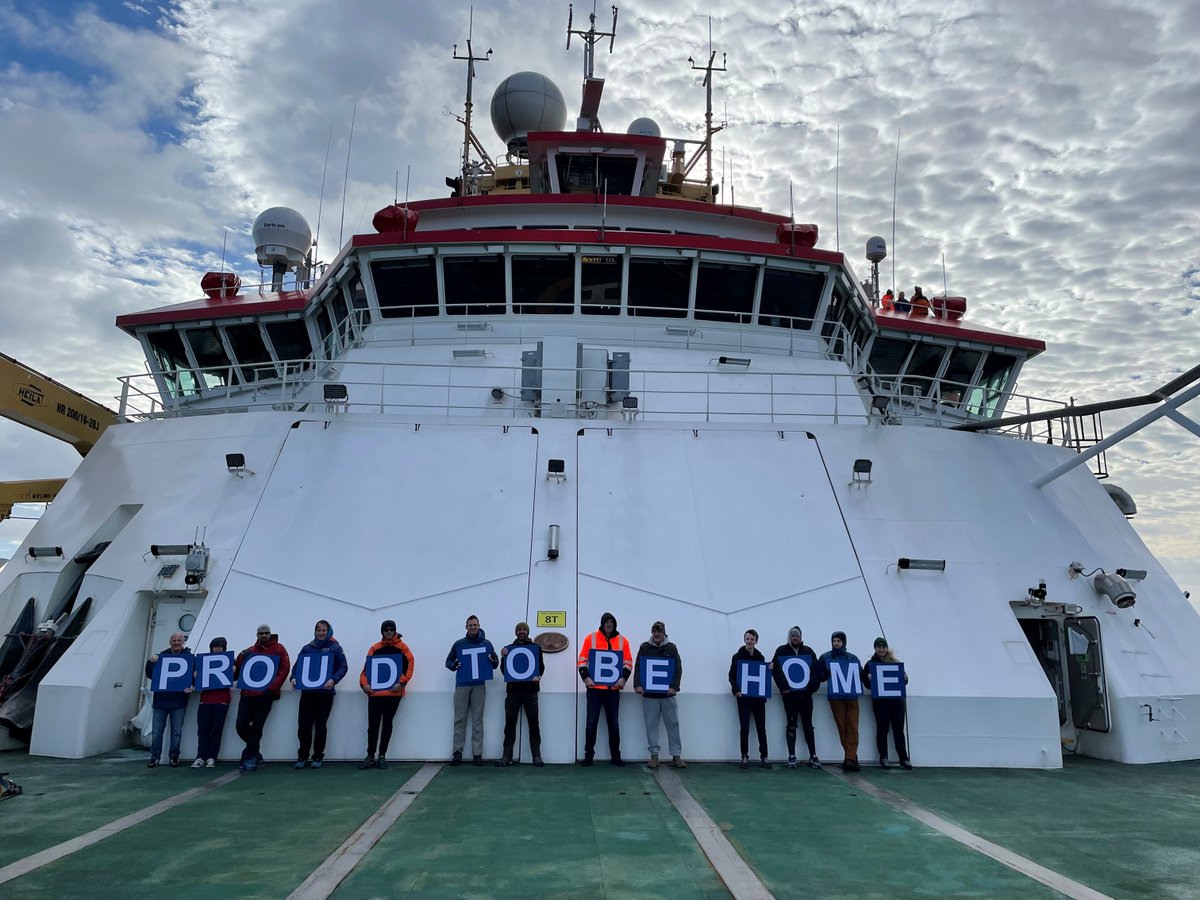 Proud to be home! (for the first time!) #RRSSirDavidAttenborough arrived in the Falkland Islands today, completing the first leg of its journey to #Antarctica! The ship is registered at Stanley, #FalklandIslands. bas.ac.uk/media-post/rrs… 📸 Jenna Plank