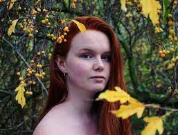 Concerten zijn spaarzaam door #coronamaatregelen. Toch speelt NICCI NOVA muziek van haar album Zilver Gelijnd, zondagmiddag in De Pul in #Uden. Ik sprak haar in mijn radiosow op #mfmbrabant. 

jolwin.nl/20211212niccin…