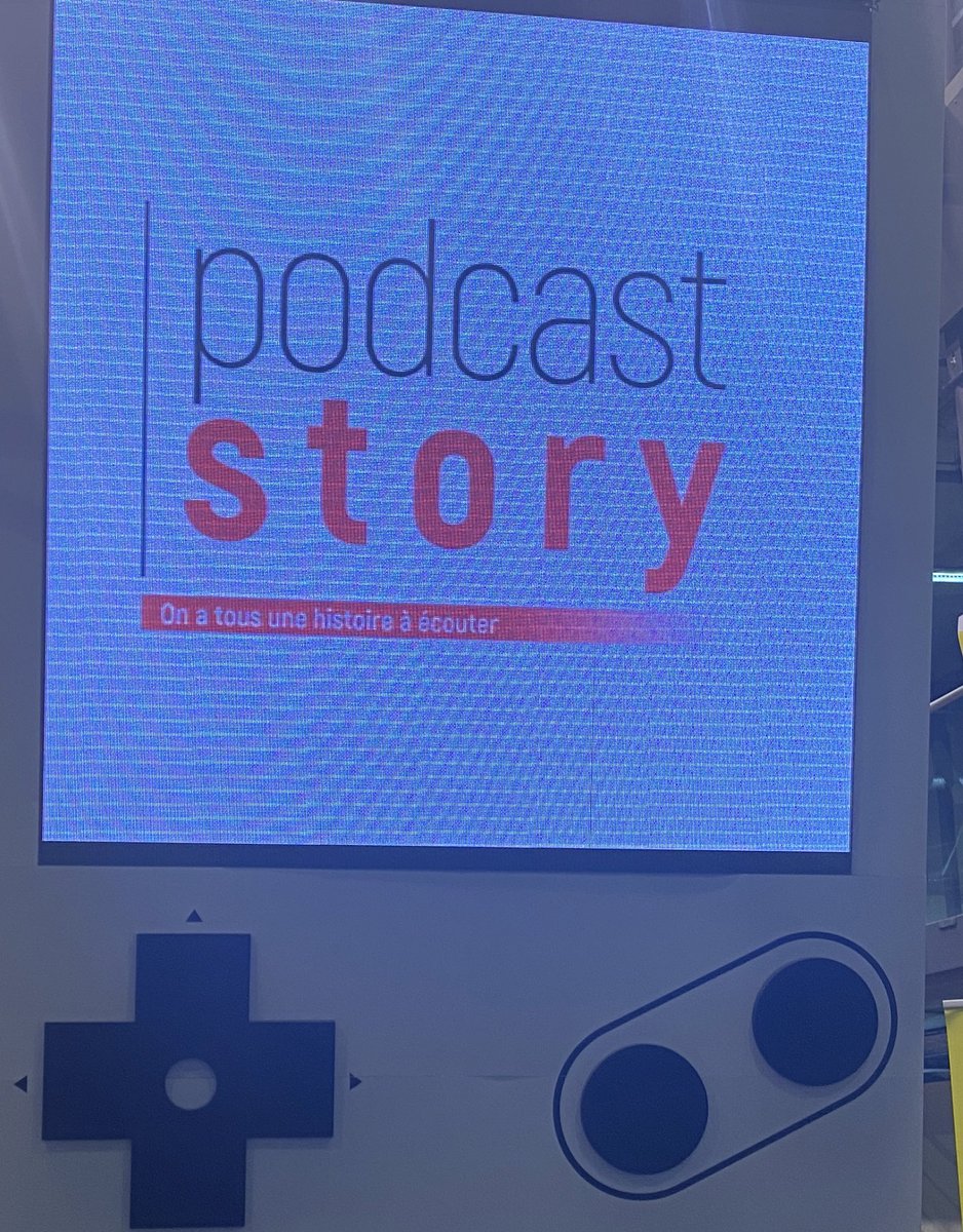 Raconter des histoires passionnantes en 15 minutes : <a href="/cauetofficiel/">Cauet Officiel</a> a choisi la @plaineimages pour lancer #PodcastStory, une application de podcasts made in <a href="/hautsdefrance/">Région Hauts-de-France</a>. Place forte de la création, la Région est fière d’accompagner Podcast Story !