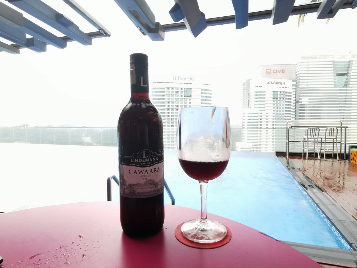 Jia_Run's tweet photo. 🍷 https://t.co/i6iuRkJs7d