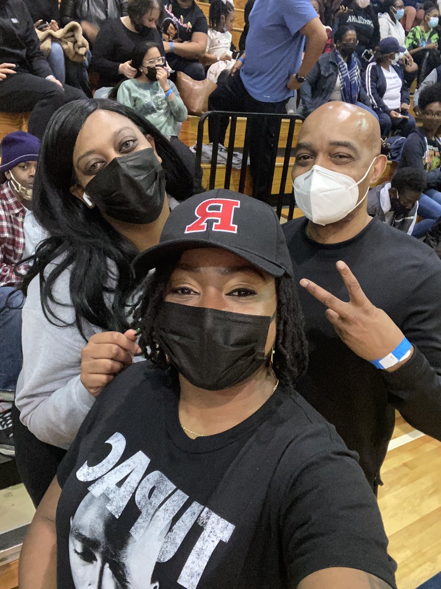 NikitaLaShaye3's tweet image. If I’m not on the sideline dressed up….I’m still on the sideline supporting the game I love! I won’t allow you to mistreat the game. I will help you understand your role within the game #COACHWARREN