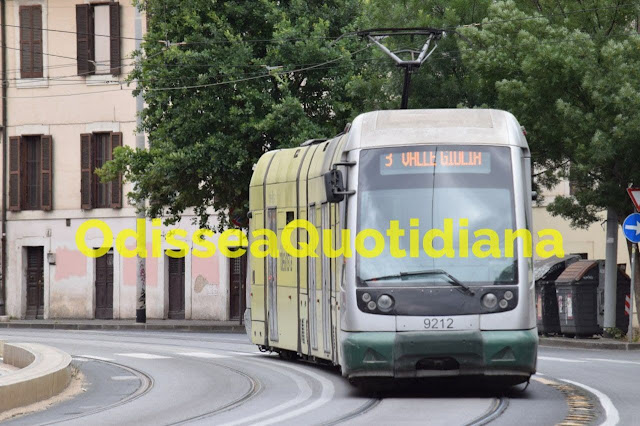 metro_mare's tweet photo. Roma: Ecco 7 nuove tramvie https://t.co/KG0UoHPXZH https://t.co/xc8WHhDap0