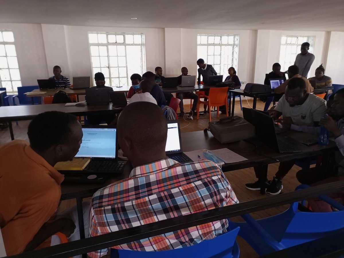EzoneWebS's tweet photo. Team work as Websites are taking shape! Its #WebsiteCamp @WordPressJinja @EzoneWebS #Coding4Charity https://t.co/iYMc6I3OHK