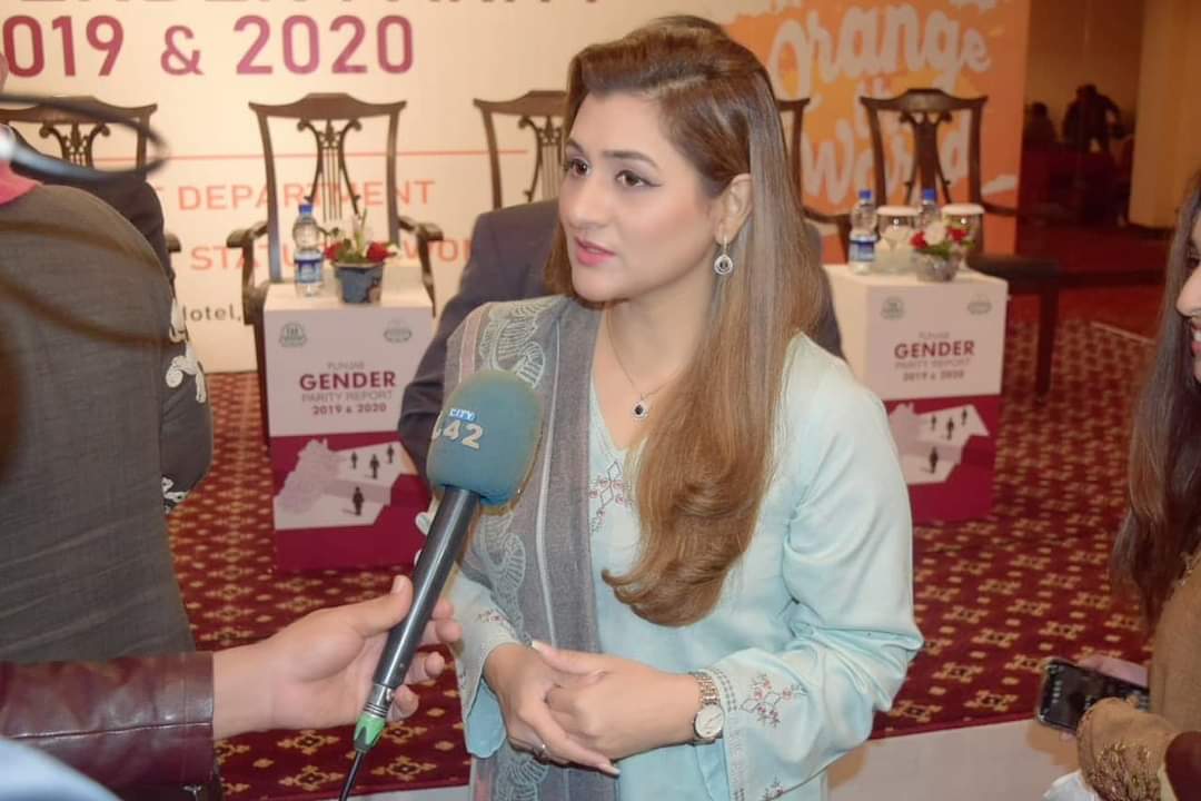chitroliat's tweet photo. #خواتین کی ترقی کا شعبہ اور #punjabcommissiononthestatusofwomen لانچ کیا گیا۔ #PunjabGenderParityReport2019_2020  یہ رپورٹ شواہد پر مبنی پالیسی سازی میں مدد کرے گی، #ADP میں ترقیاتی اسکیموں کے لیے درکار ڈیٹا فراہم کرنے کو ممکن بنایا جائے گا۔ https://t.co/TMbpmHcj2M