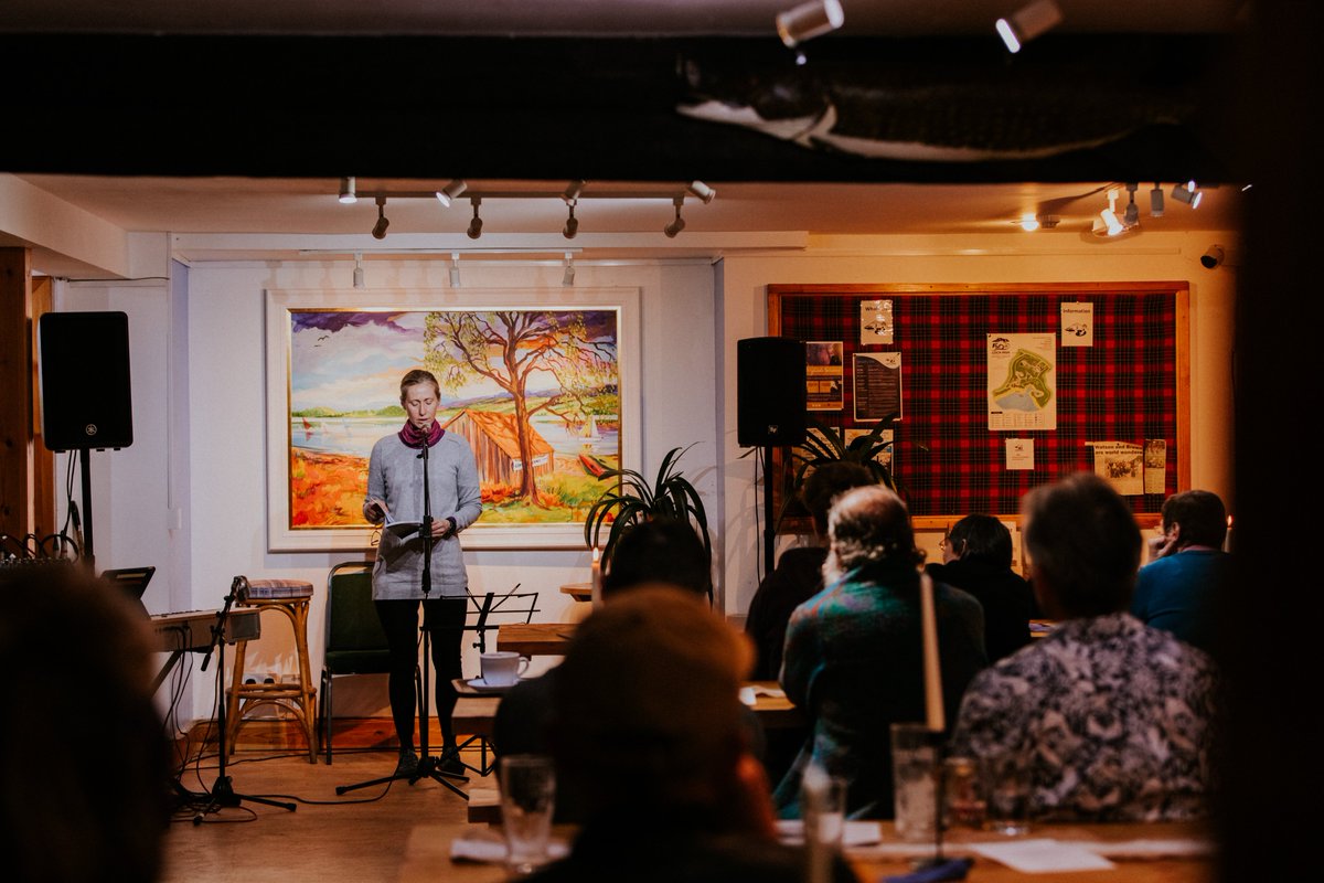 'Winter'  ❄⛄🌲 🎶
A seasonal theme for next  #storylandssessions on 14 Dec hosted by <a href="/MerrynGlover/">Merryn Glover</a>. 
Ahead of the open mic, from 7-8pm, guest storyteller Bob Pegg will run a workshop  on creating a story from scratch - 👇🏼eventbrite.co.uk/e/storylands-s…
#Cairngorms 
📷@ellylucas