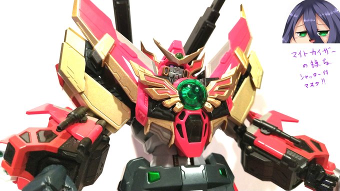 個人的に絶対かっこいいはずとやってみたかったソルΣグラヴィオンにマイトカイザーみたいなシャッター付きマスク作ってみたん
グラヴィオン顔まんまでもかっこいいけどゴッドと差別化した2号ロボ感を増させたのだ

以前の製作苦労を活かし薄い曲げたプラにパテした後接着剤で隙間に入り易いマスクに 