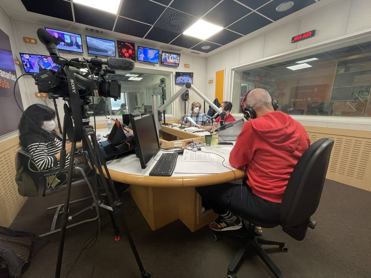 Hoy estamos con un invitado muy especial en #MásQue21, Jorge Hernández Duarte, de <a href="/Yrichen1/">Fundación Canaria Yrichen</a> 😍 Sintoniza @laautonomica y no te pierdas el programa más inclusivo de <a href="/UnaMasUnoCR/">Una+Uno</a> 🧡 @downlaspalmas21 <a href="/KBarrosoG/">Kiko Barroso Gil</a> <a href="/MariaDomenechV/">María Doménech</a>