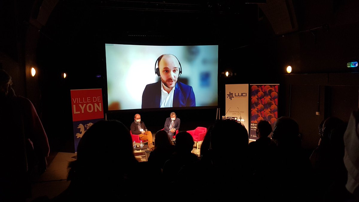 LUCIassociation's tweet photo. "Light is a powerful tool to bring play, change perspectives & engage the generations of the future in our cities" – great session at #LLFF2021 with ThierryMarsick @villedeLyon , @ElettraB @configlight & LarsOcklund, #Gothenburg
#LUCInetwork https://t.co/rGCHiMUOny