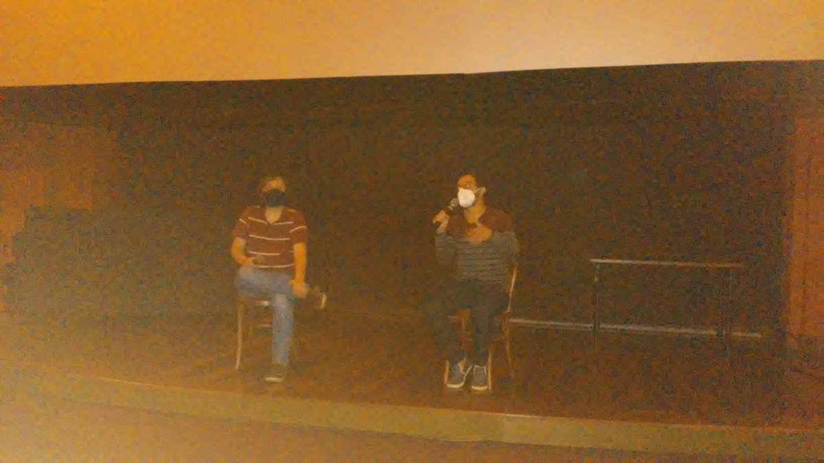 Gosto de fotos em que não apareço.

📸: <a href="/sangue_de_pante/">Sangue de Pantera</a>