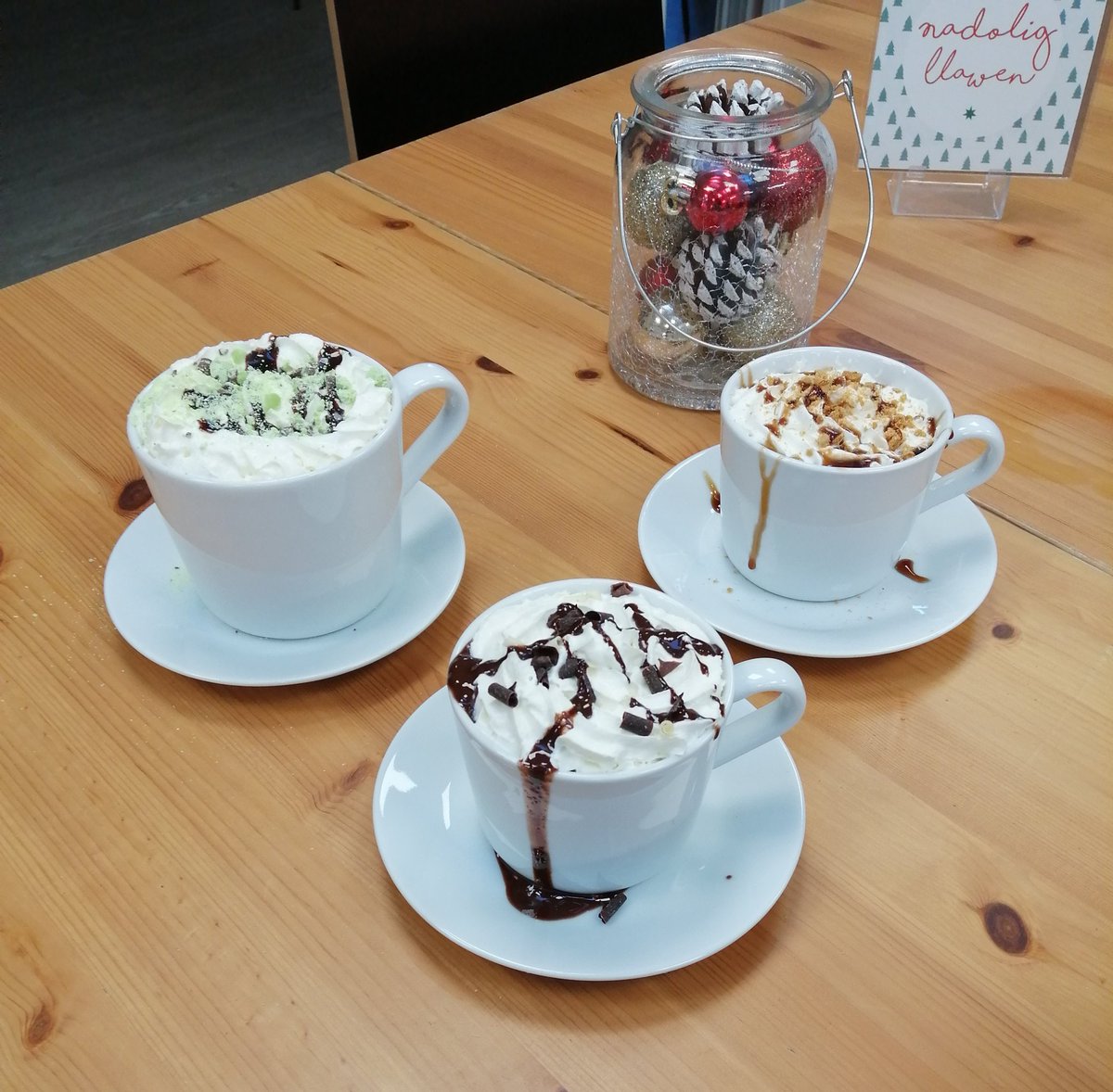 #treatyourself to one of our #festive drinks.. Mint hot chocolate Gingerbread latte Chocolate hazelnut mocha Also available to take away #itsbeginningtolookalotlikechristmas #stasaph #carucymru #lovelivelocal