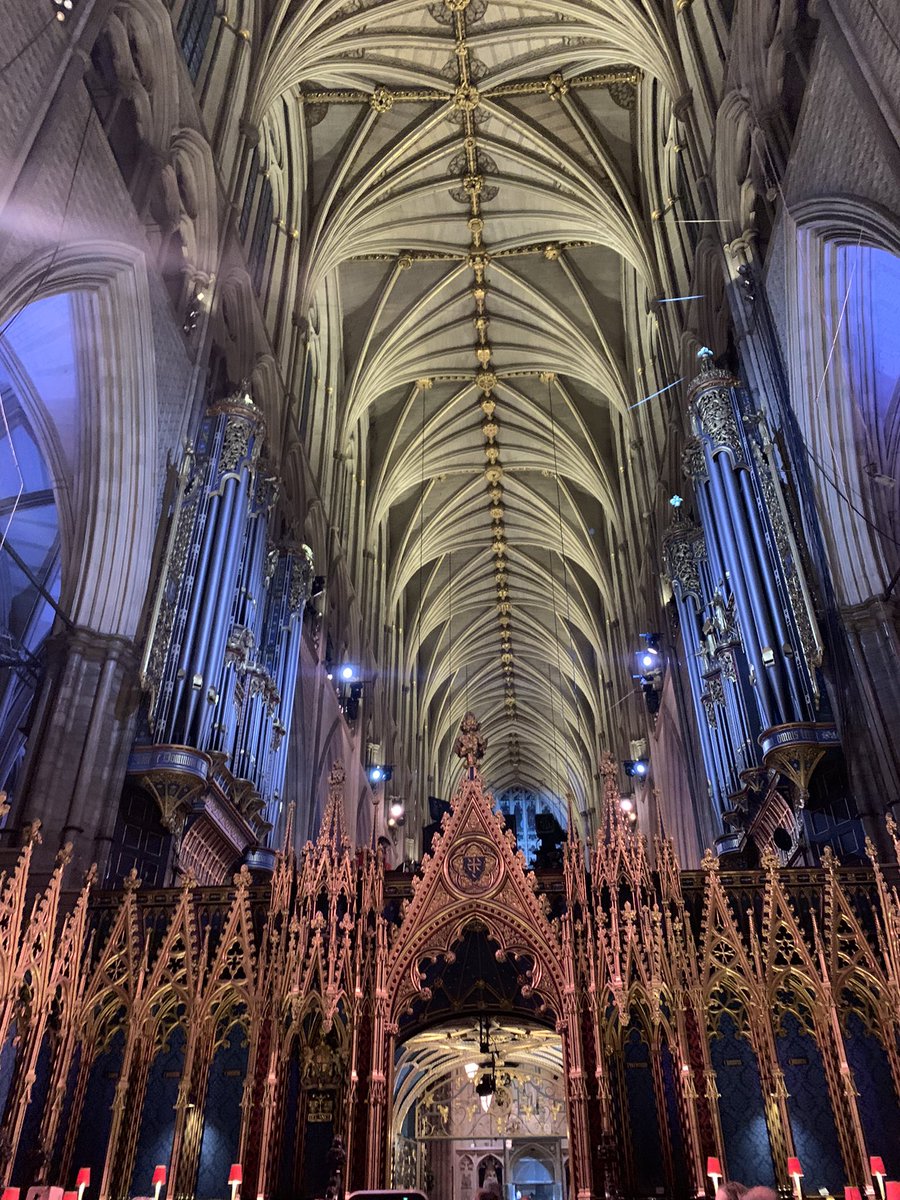AllehJonroy's tweet photo. Yesterday I attended the Christmas Carol @wabbey after being nominated for Staff Awards @royalmarsdenNHS which was a really special evening https://t.co/L9Iz39DHfW