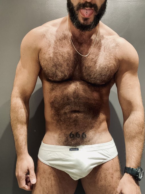 CALIENTE EN EL CURRO ?? https://t.co/SJrXEWZCLs