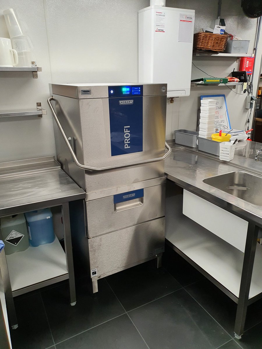 Plaatsing &amp; Levering van Profi Two Level doorschuifvaatwasmachine #TLW#Two-Level-Washer #horeca #vaatwasmachines #horeca #vaatwasser #doorschuifvaatwasser #horecavaatwasmachine #grootkeukentechniek #professioneel #hobartnederland #grootkeuken #hobartfoodequipment #zevenhuizen