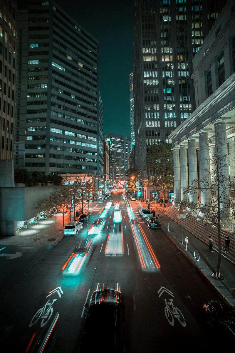 Courtney__Simms's tweet photo. And, in 2021, we witnessed how quickly the marketing industry can change.

Read more 👉 https://t.co/eEt7IpTH5p

#marketing #Contentmarketing #MarketingWorld #BreakneckSpeed #MarketingIndustry https://t.co/MOLFs0N8K0