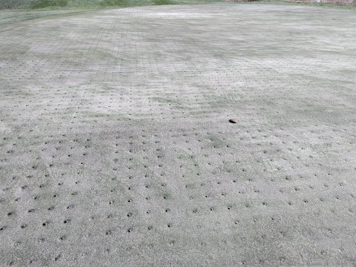 NJNGREENS's tweet photo. On the @AhooksHooks program. 18 inch depth. Thanks @DoubleD_Turf you will need new bits after this project! #Fastandfirm https://t.co/qBGOxnptjl