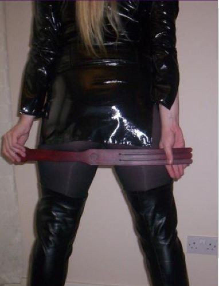 dommelinecouk's tweet photo. “I love to be spoiled and drain weak subs. Call for that phone draining, you know you need it...”

Call Mistress Vonn (@mistressworldx) now, no registration required, at https://t.co/QRhlHs2RM0 https://t.co/Y7rWUnCXon