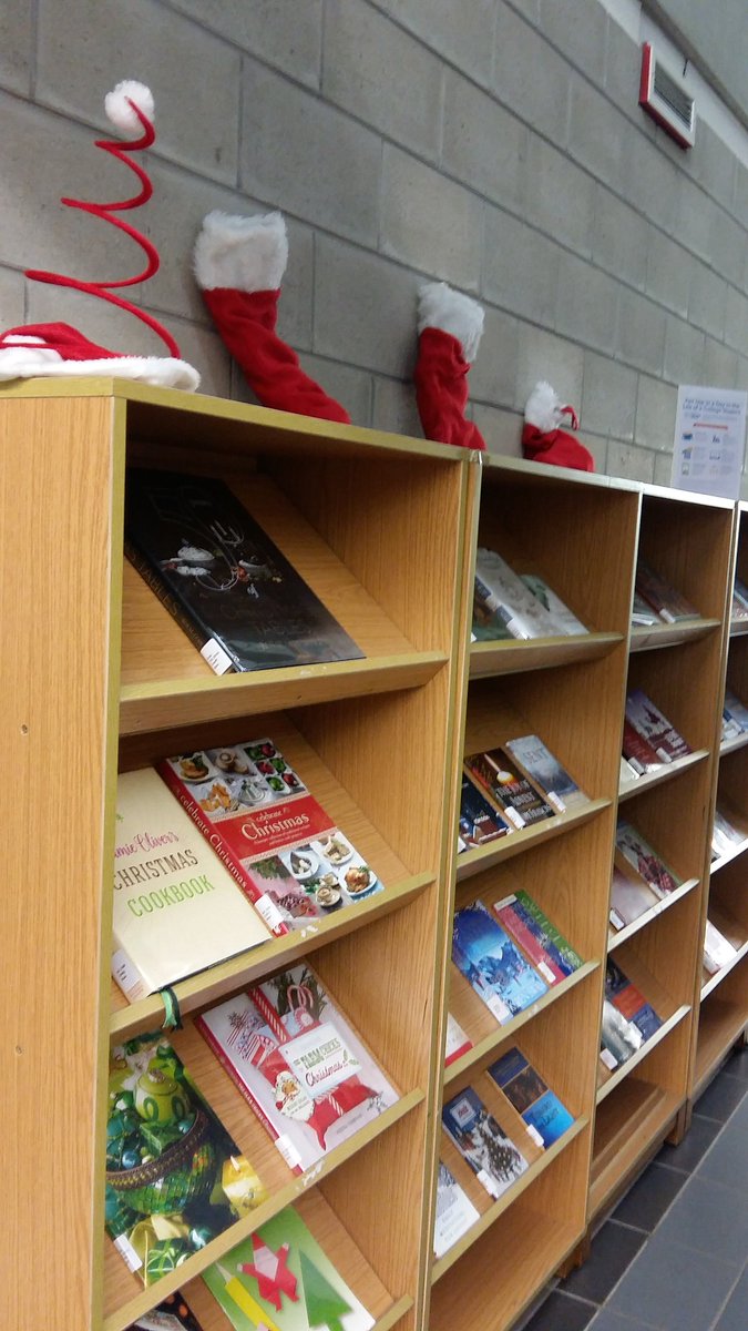 ndulibraries's tweet photo. It's Christmas time @ NDU Libraries🎄🎄🎄 https://t.co/qUegMbdTHX
