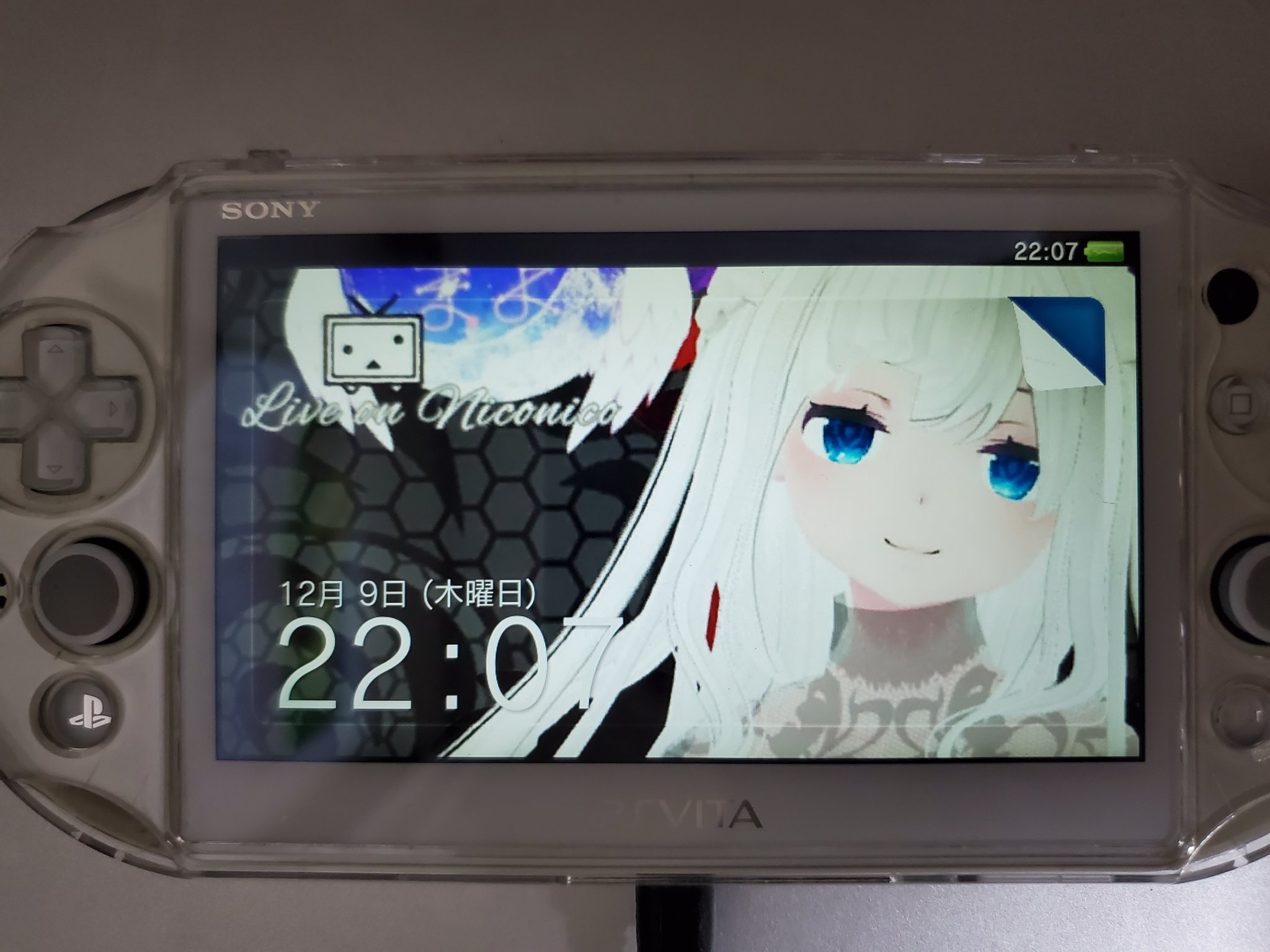 Syuu Vキャス推しのまよちゃんの画像をpsvitaのスタート画面にしてみた これで起動すればいつでも推しを見れるから気合いが入る 笑 海月まよ T Co Uyrbdxkkdf Twitter