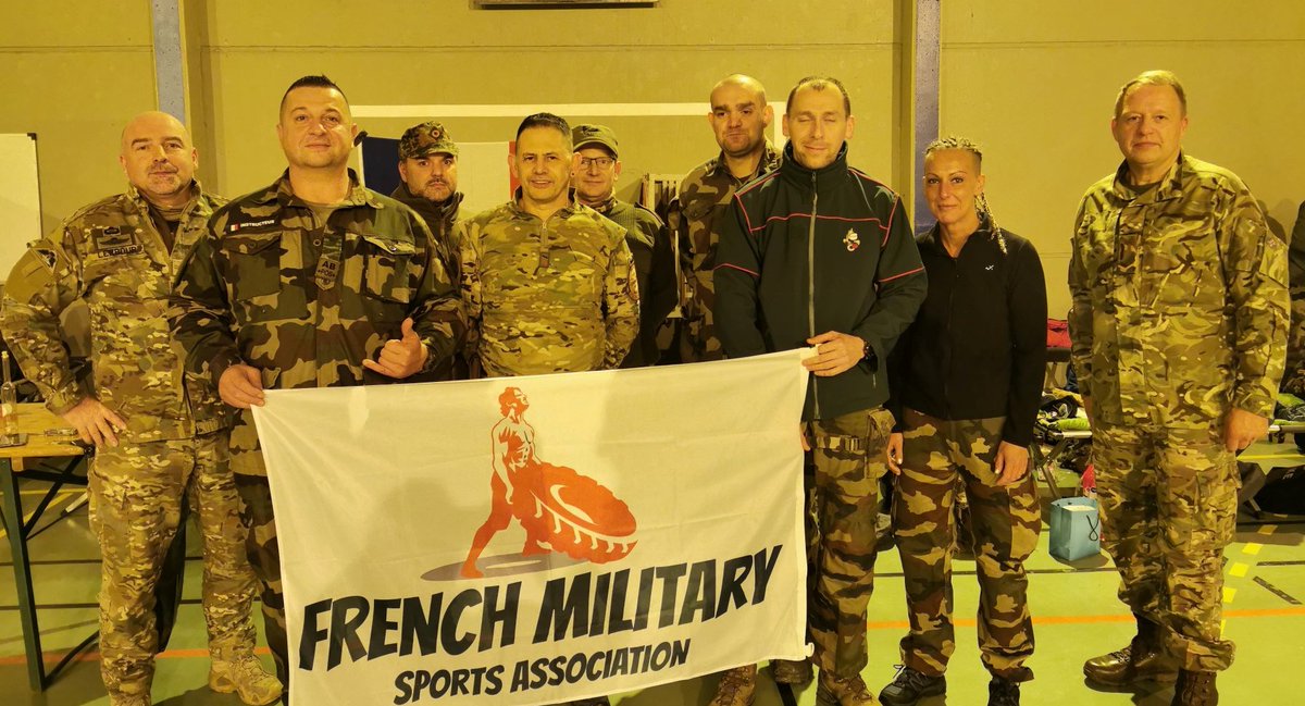 CapdevilaJean's tweet photo. Raid militaire avec l'armée Luxembourgeoise 💪🤙 https://t.co/tgK0CEaOcP