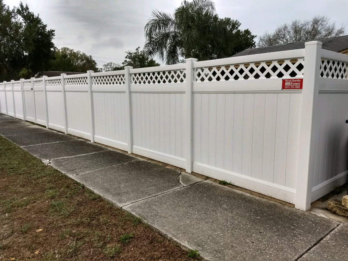 FenceTampa's tweet photo. We offer many different fencing options to fit your style! 🏠 https://t.co/NWpLrhqi2Z