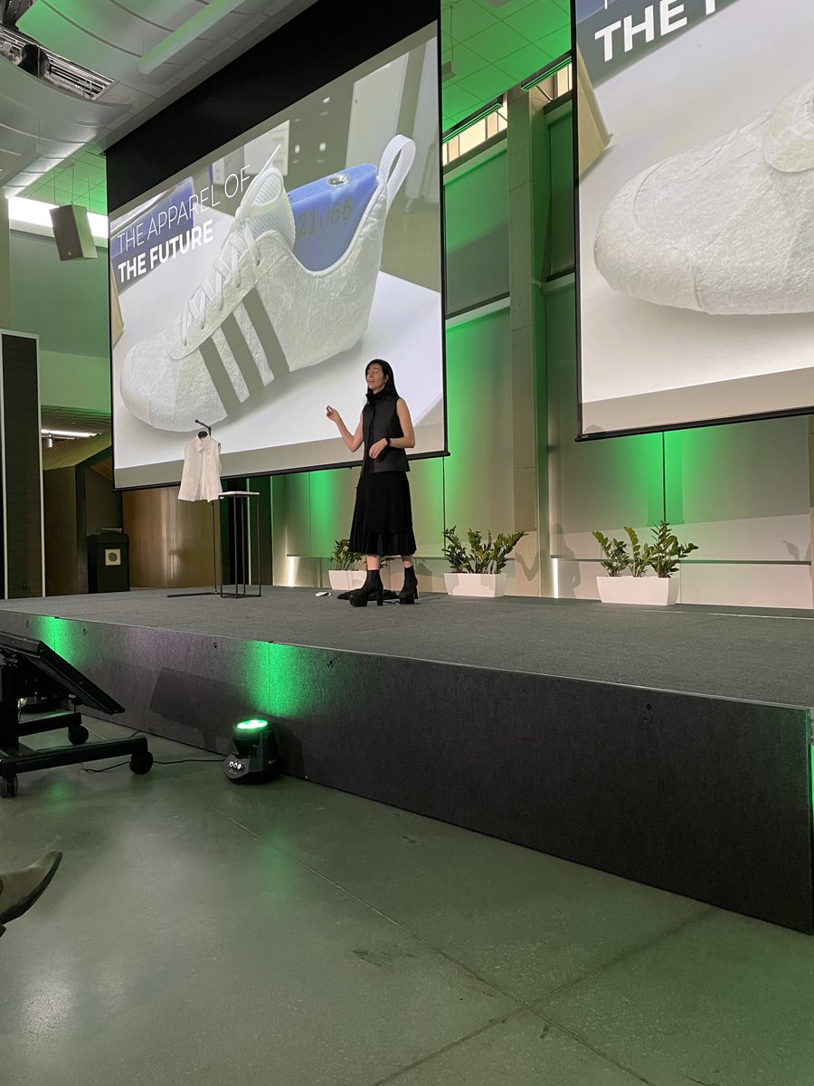 Lesa Mitchell (@lesamitchell) on Twitter photo The future of materials @simplyfiber <a href="/INHeritageGroup/">The Heritage Group</a> <a href="/Techstars/">Techstars</a> The future of materials @simplyfiber <a href="/INHeritageGroup/">The Heritage Group</a> <a href="/Techstars/">Techstars</a>