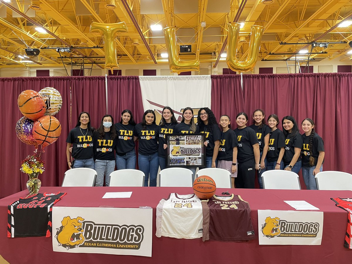 Norma Peña (Coach P) 🫶 tweet media